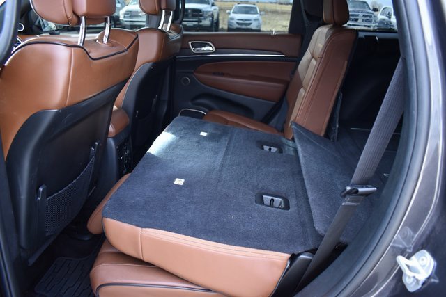 Used 2017 Jeep Grand Cherokee Summit w/ Platinum Series Group image 22