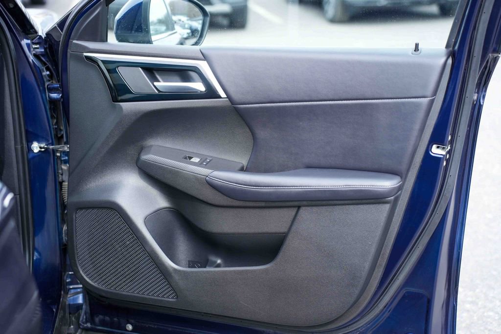 Used 2023 Mitsubishi Outlander SE image 15