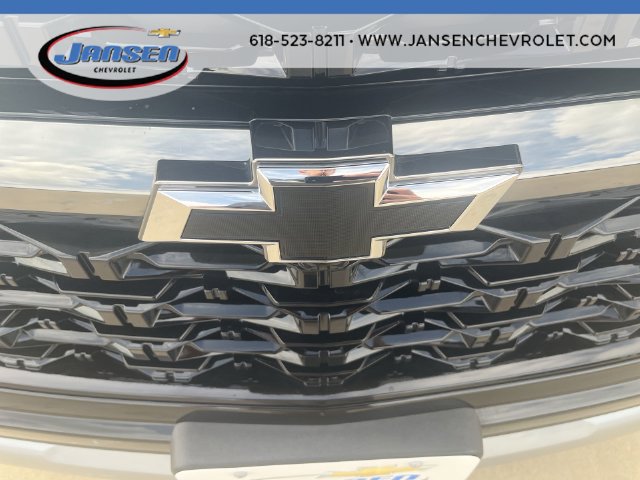 Used 2026 Chevrolet Traverse Z71 w/ LPO, Floor Liner Package AWD/4WD image 30