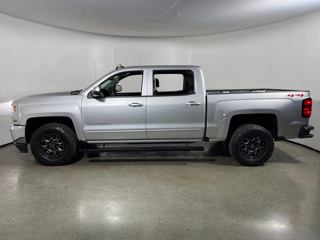 Used 2018 Chevrolet Silverado 1500 LT w/ Trailering Package image 6