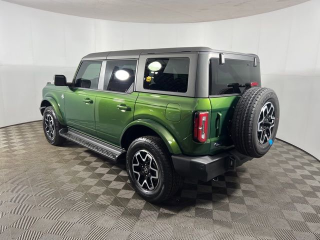 New 2025 Ford Bronco Outer Banks image 4