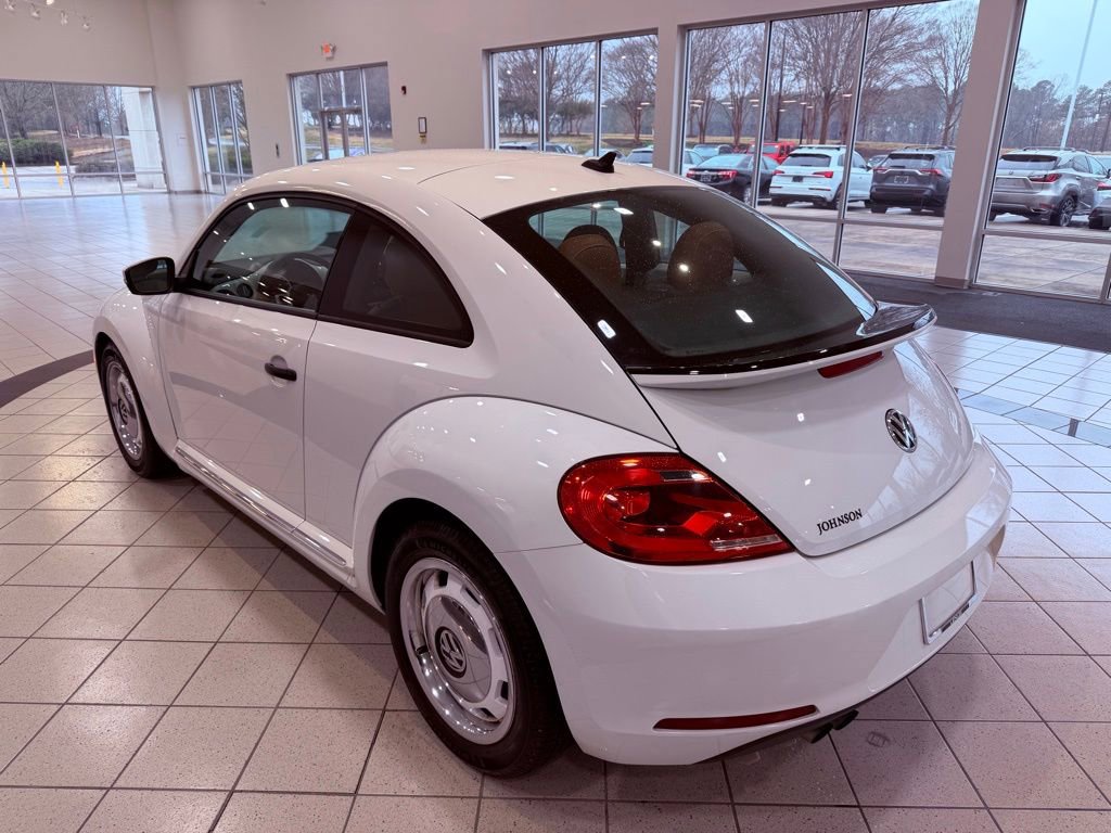 Used 2015 Volkswagen Beetle 1.8T Classic image 8