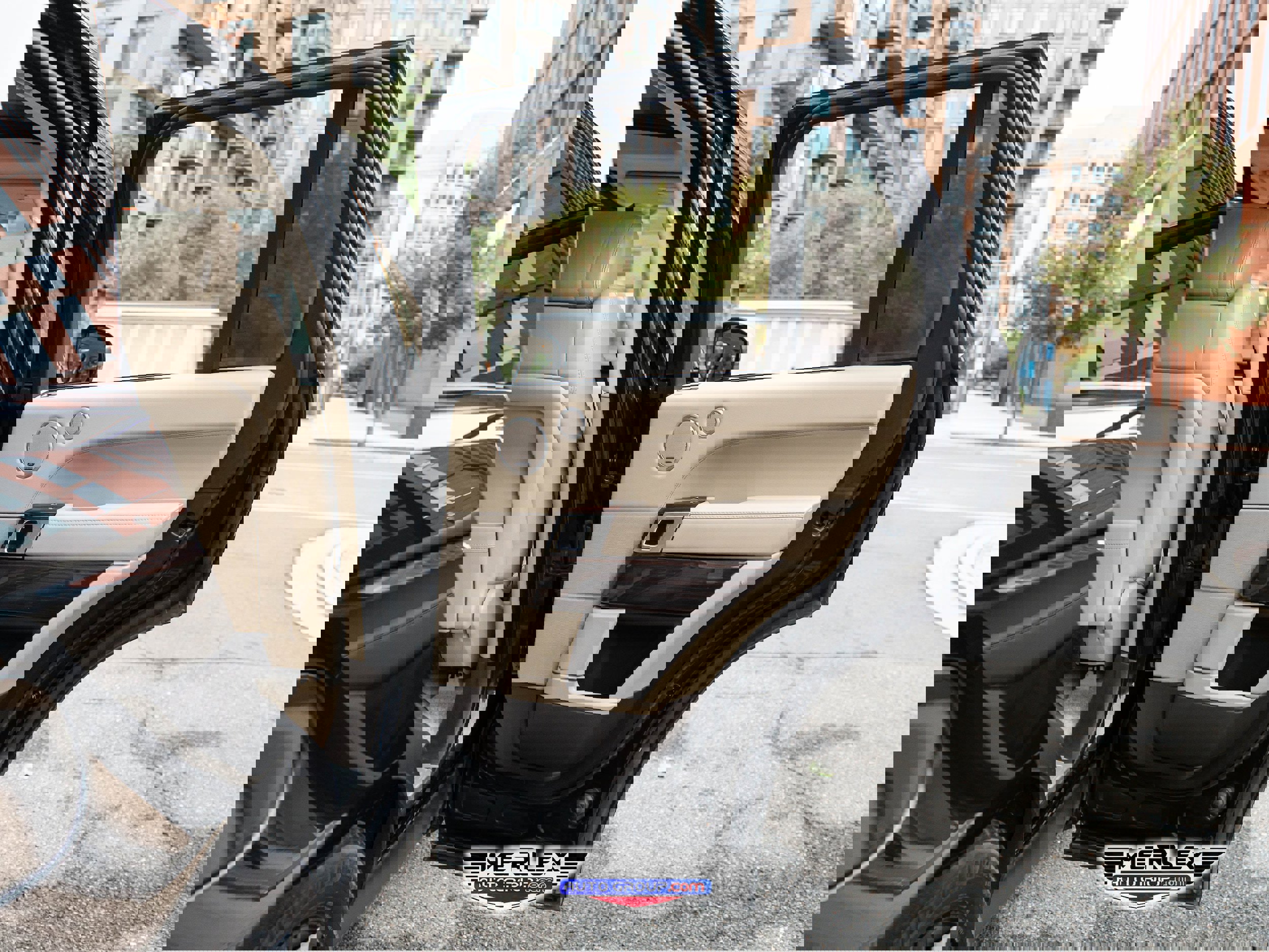 Used 2017 Land Rover Range Rover Supercharged image 47