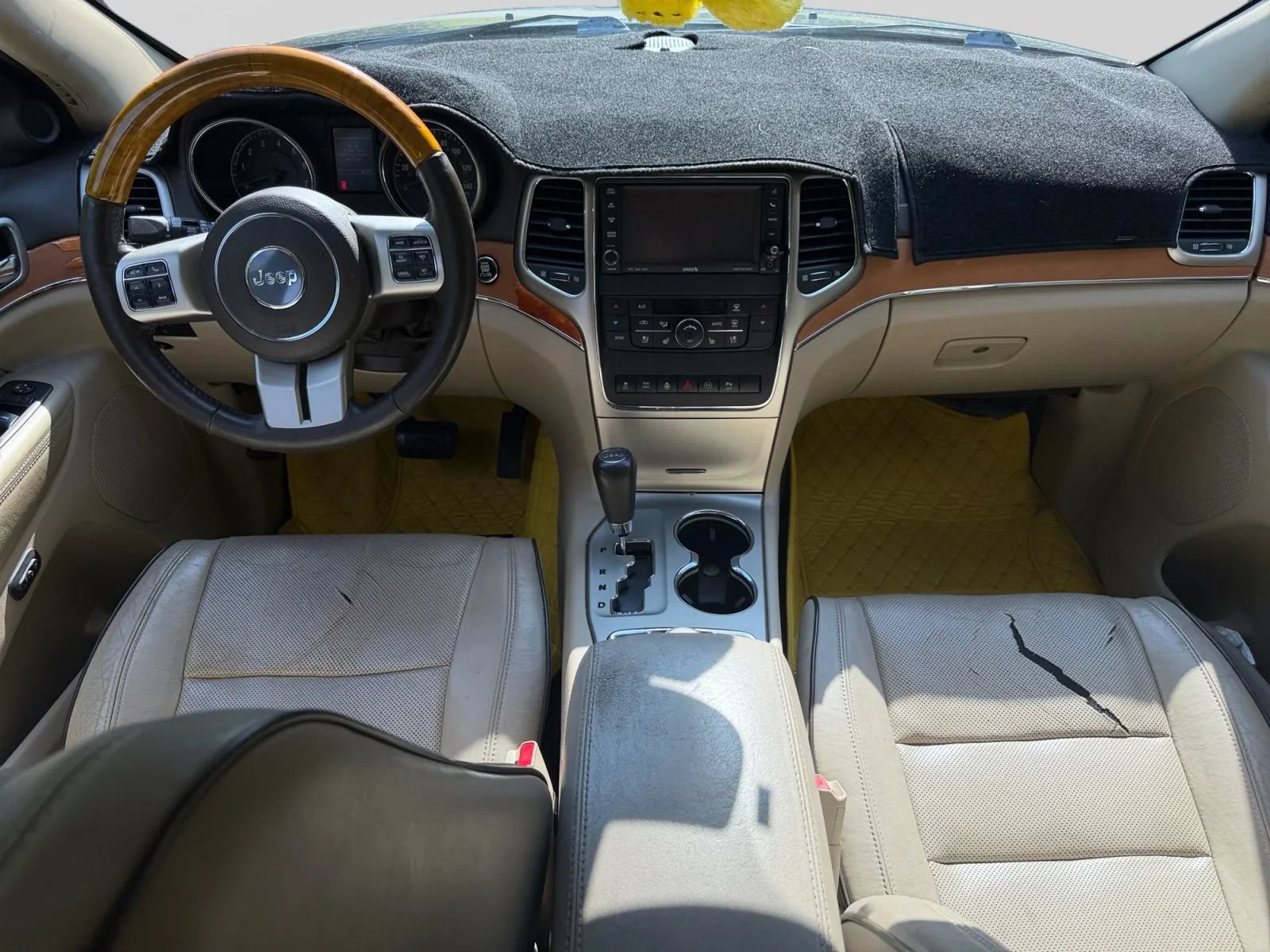 Used 2012 Jeep Grand Cherokee Overland AWD/4WD image 14