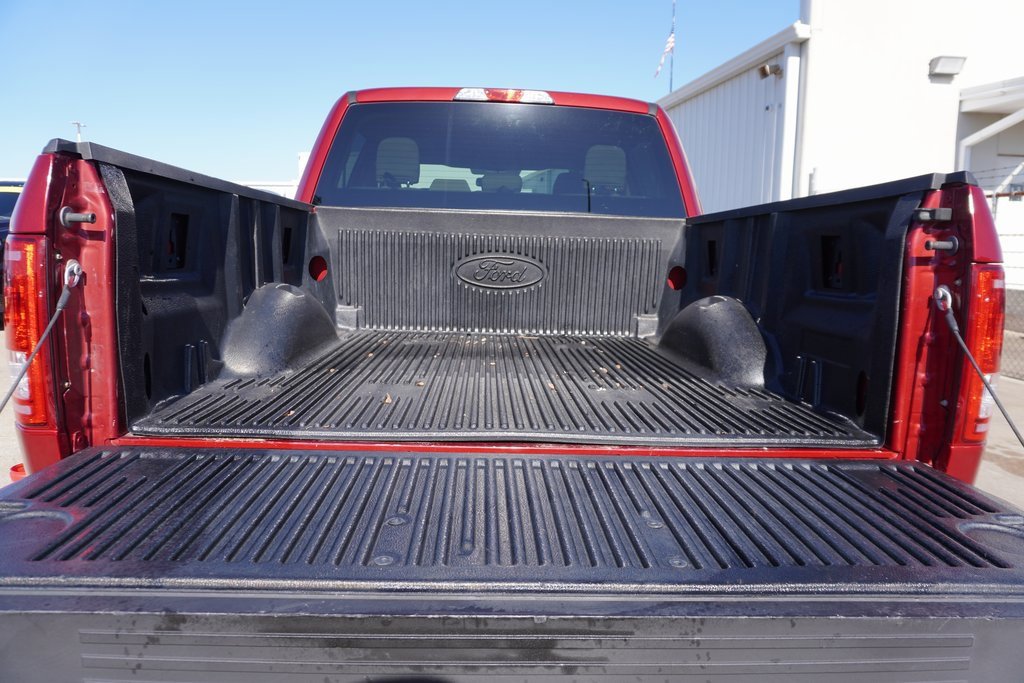 Used 2016 Ford F150 XLT w/ Equipment Group 301A Mid image 26