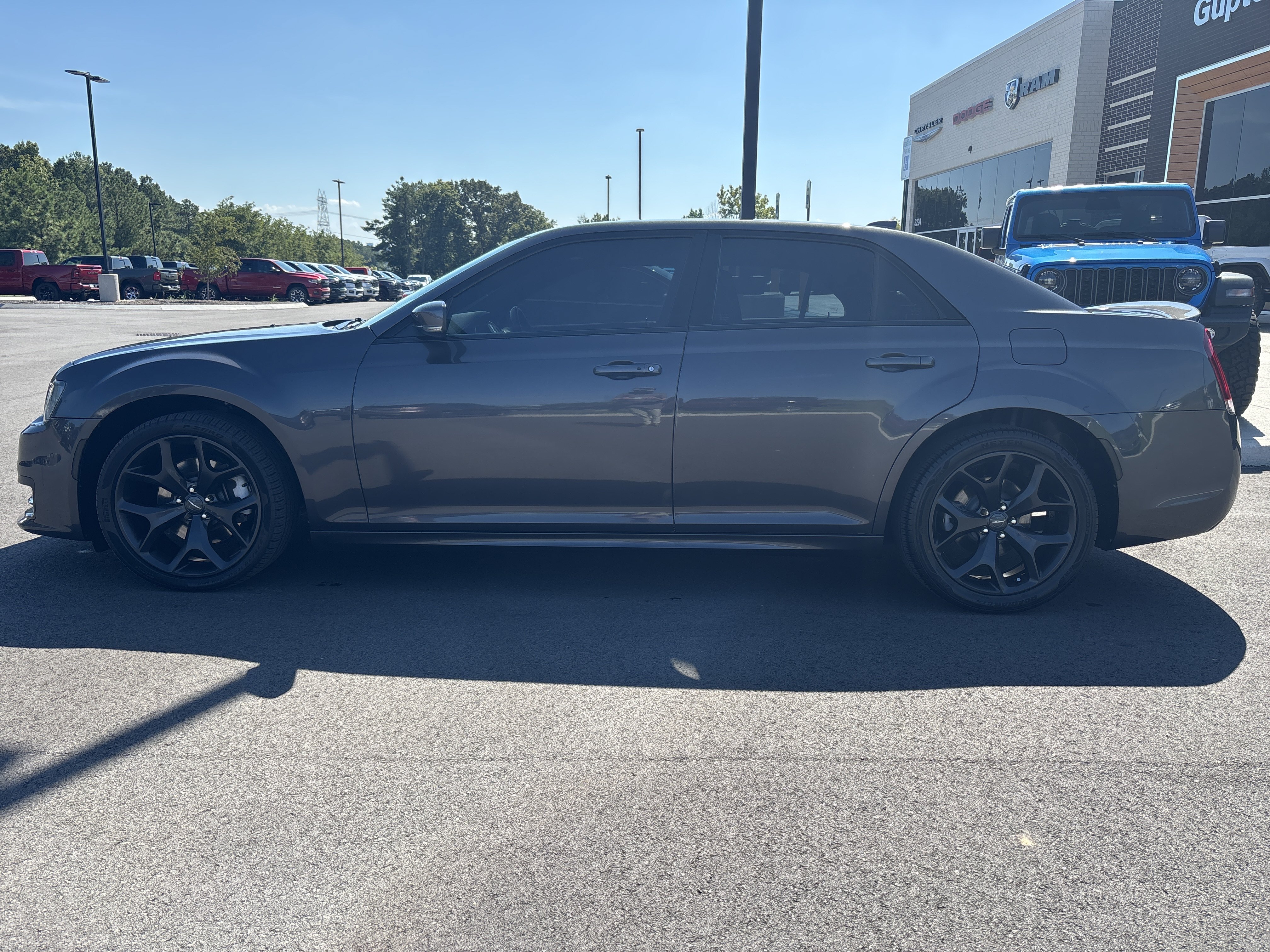Used 2021 Chrysler 300 S w/ S Model Appearance Package RWD image 2
