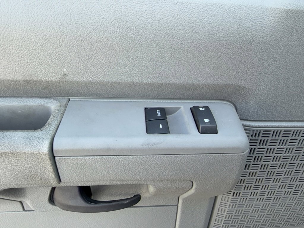 New 2026 Ford E-350 and Econoline 350 Super Duty w/ Power Equipment Group image 10