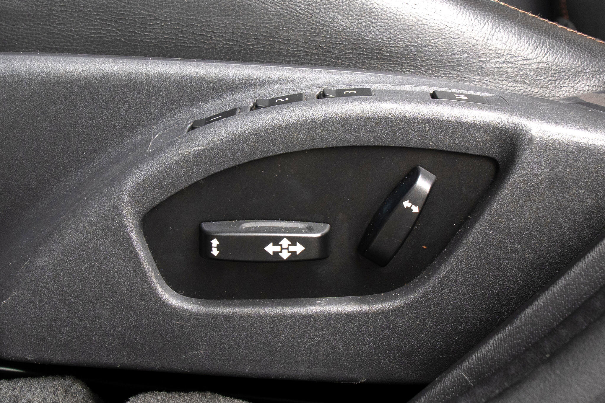 Used 2016 Volvo S60 T5 Cross Country Platinum w/ Protection Package image 13