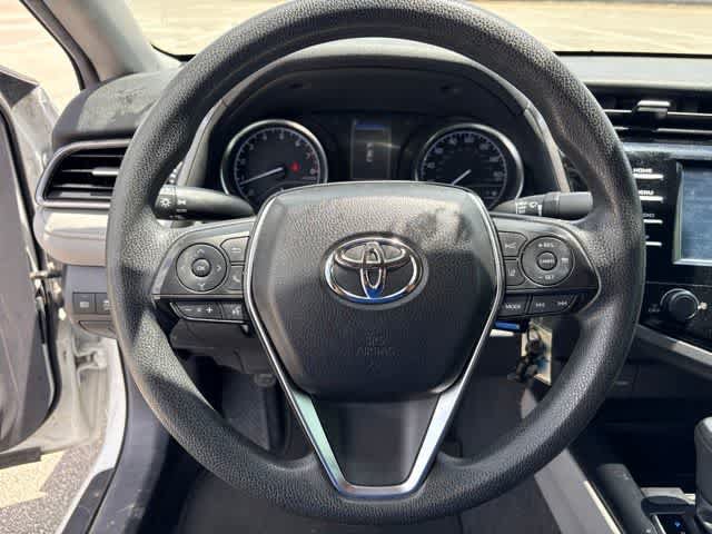 Used 2019 Toyota Camry LE FWD image 14