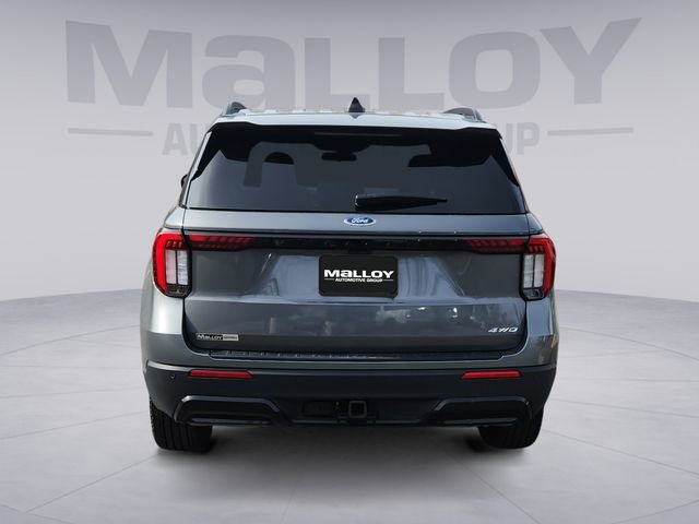 Certified 2025 Ford Explorer ST-Line image 4