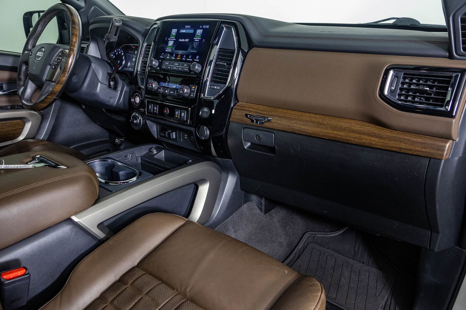 Used 2021 Nissan Titan Platinum Reserve w/ Moonroof Package AWD/4WD image 50