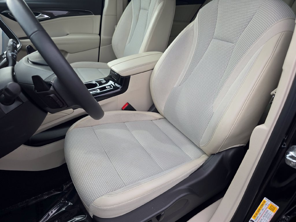Used 2023 Buick Envision Preferred AWD/4WD image 23
