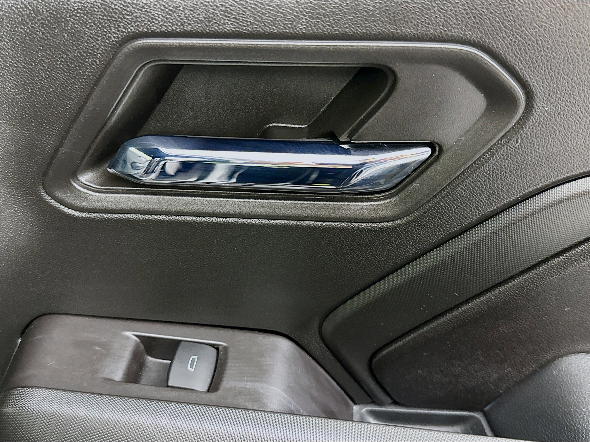 Used 2024 Chevrolet Colorado LT w/ LT Convenience Package III image 30