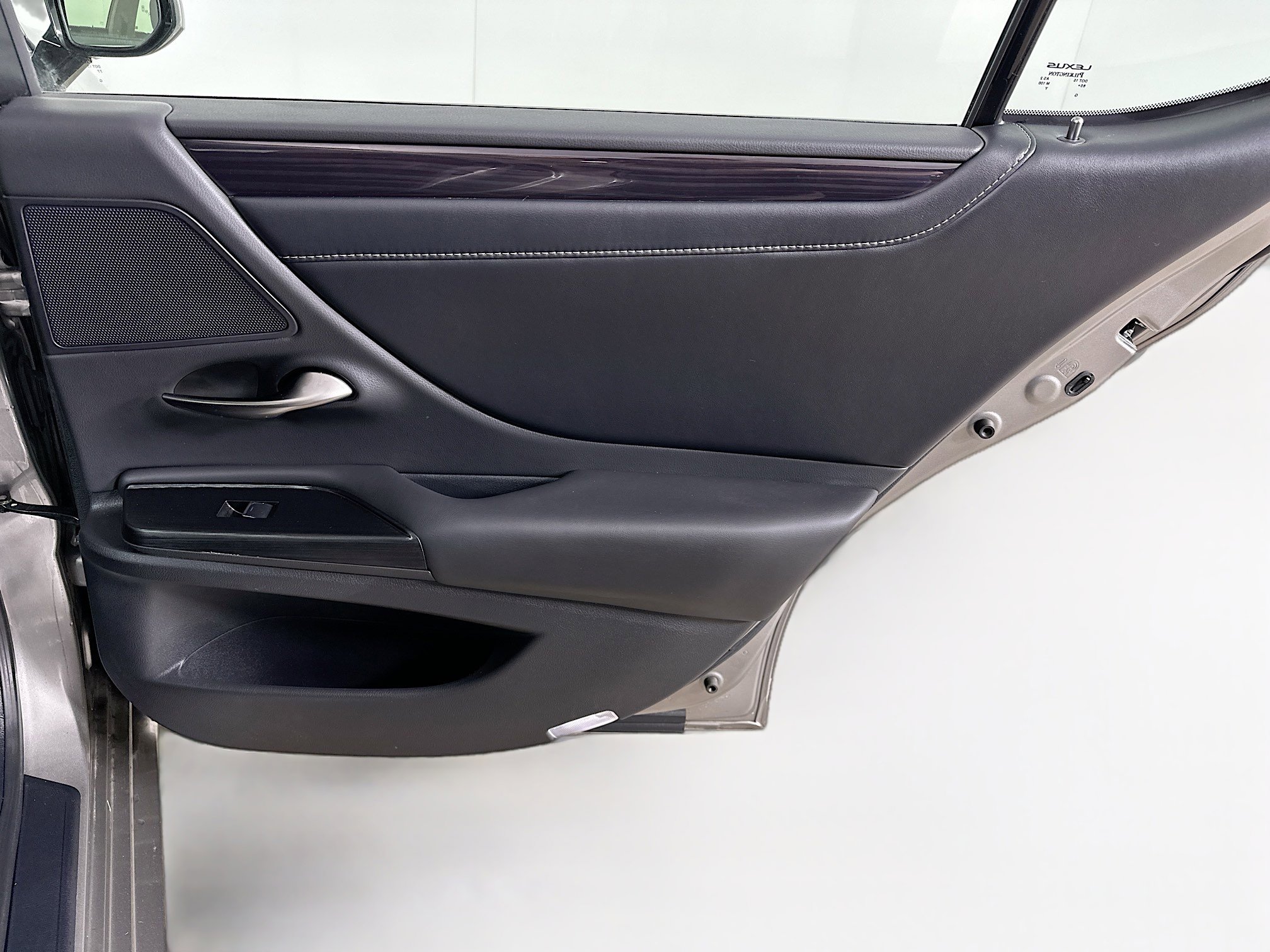 Used 2021 Lexus ES 350 w/ Premium Package image 31