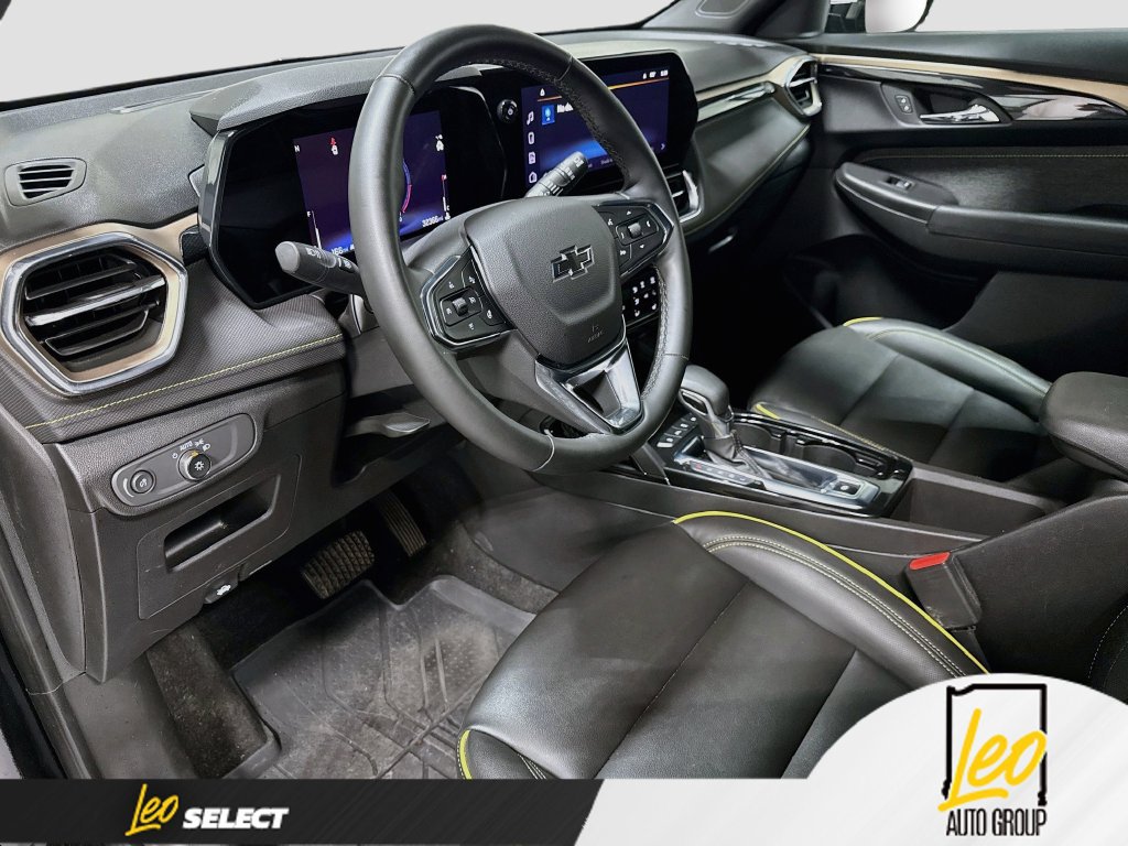 Used 2025 Chevrolet TrailBlazer ACTIV w/ Convenience Package AWD/4WD image 12