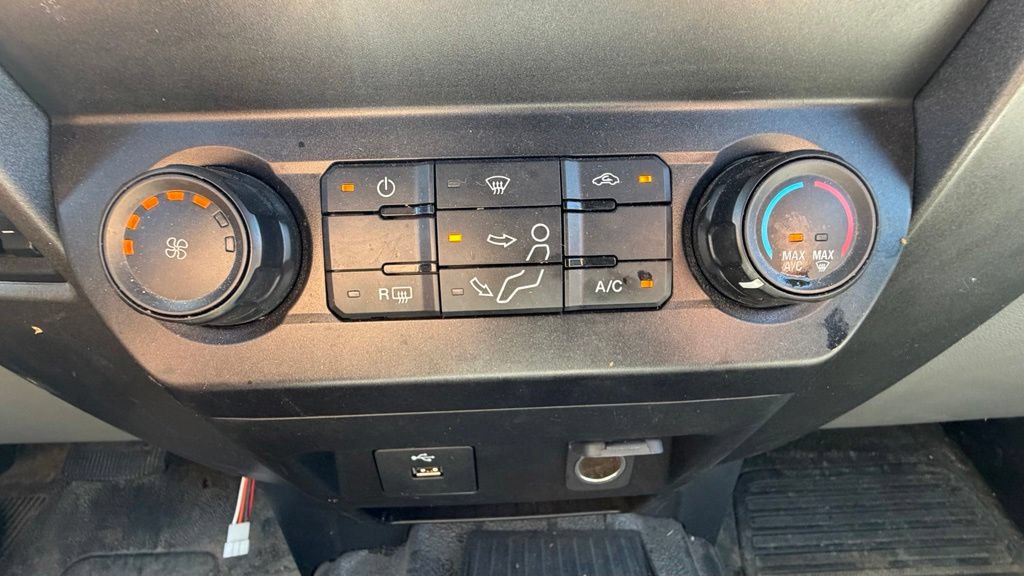 Used 2022 Ford F350 XL w/ Power Equipment Group AWD/4WD image 19
