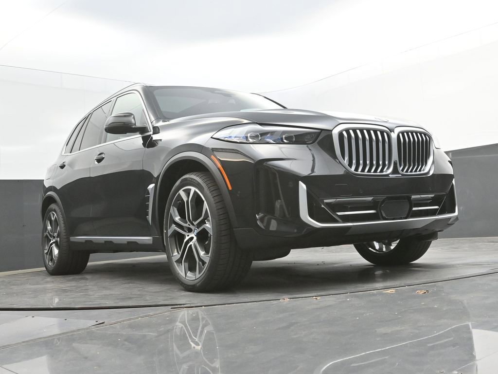 New 2026 BMW X5 xDrive50e w/ Premium Package AWD/4WD image 54