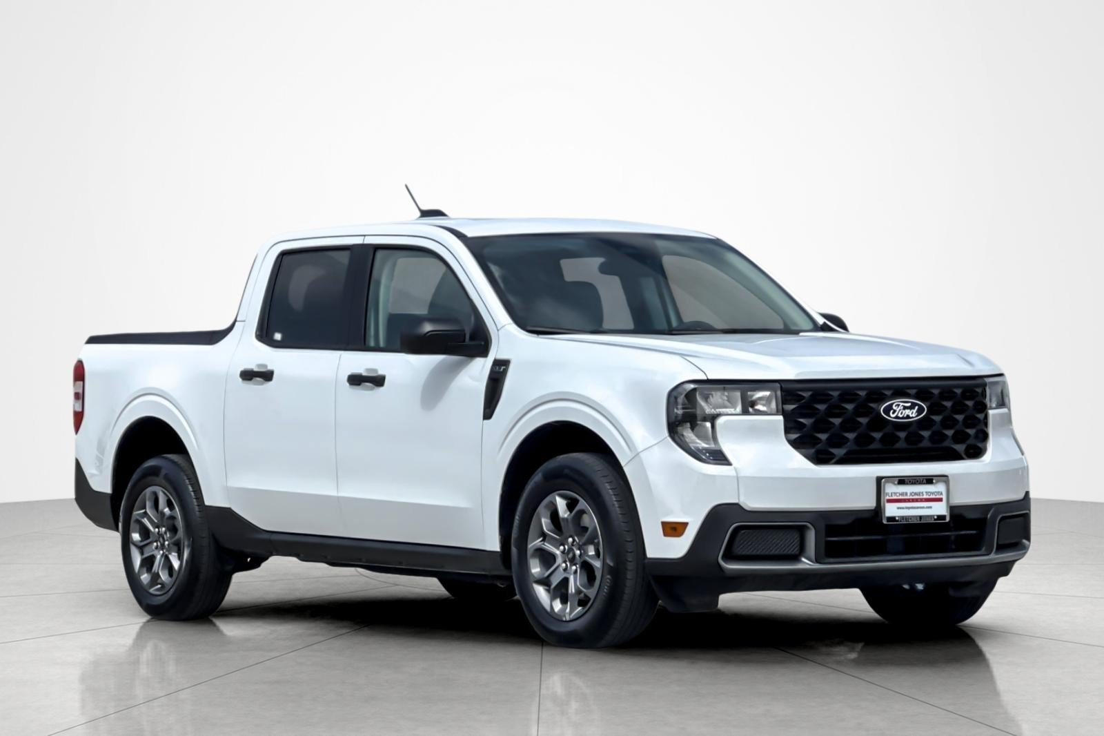 Used 2025 Ford Maverick XLT FWD image 7