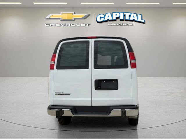 Used 2024 Chevrolet Express 2500 w/ Driver Convenience Package RWD image 4