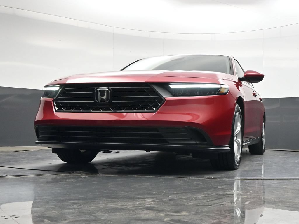 Used 2023 Honda Accord LX image 32