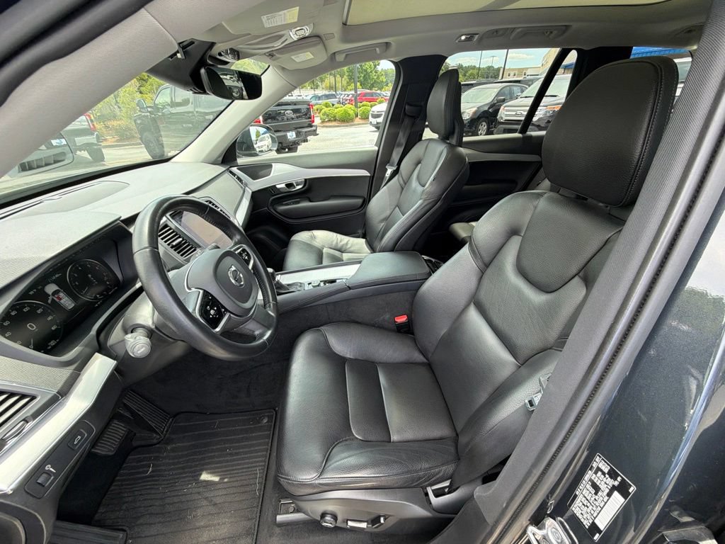 Used 2017 Volvo XC90 T6 Momentum w/ Vision Package AWD/4WD image 11