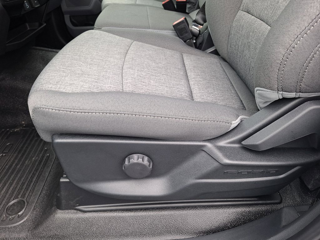 New 2026 Ford F250 XL w/ XL Chrome Package image 5