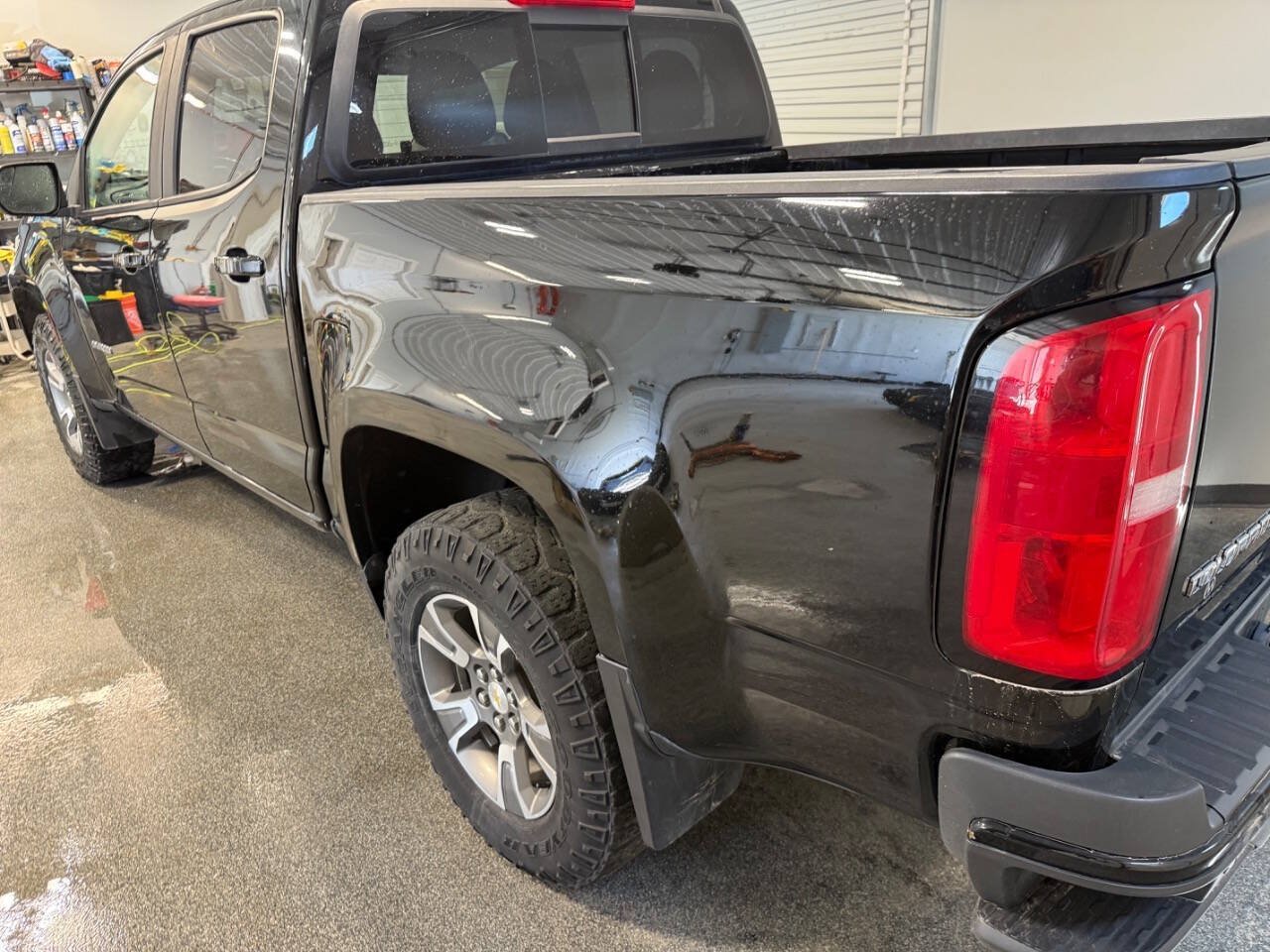 Used 2020 Chevrolet Colorado Z71 AWD/4WD image 8