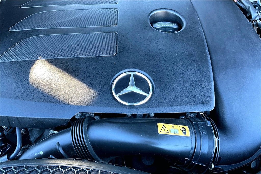 Used 2021 Mercedes-Benz GLC 300 4MATIC image 34