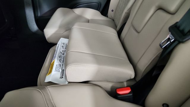 Used 2027 Volvo XC90 B6 Plus AWD/4WD image 32