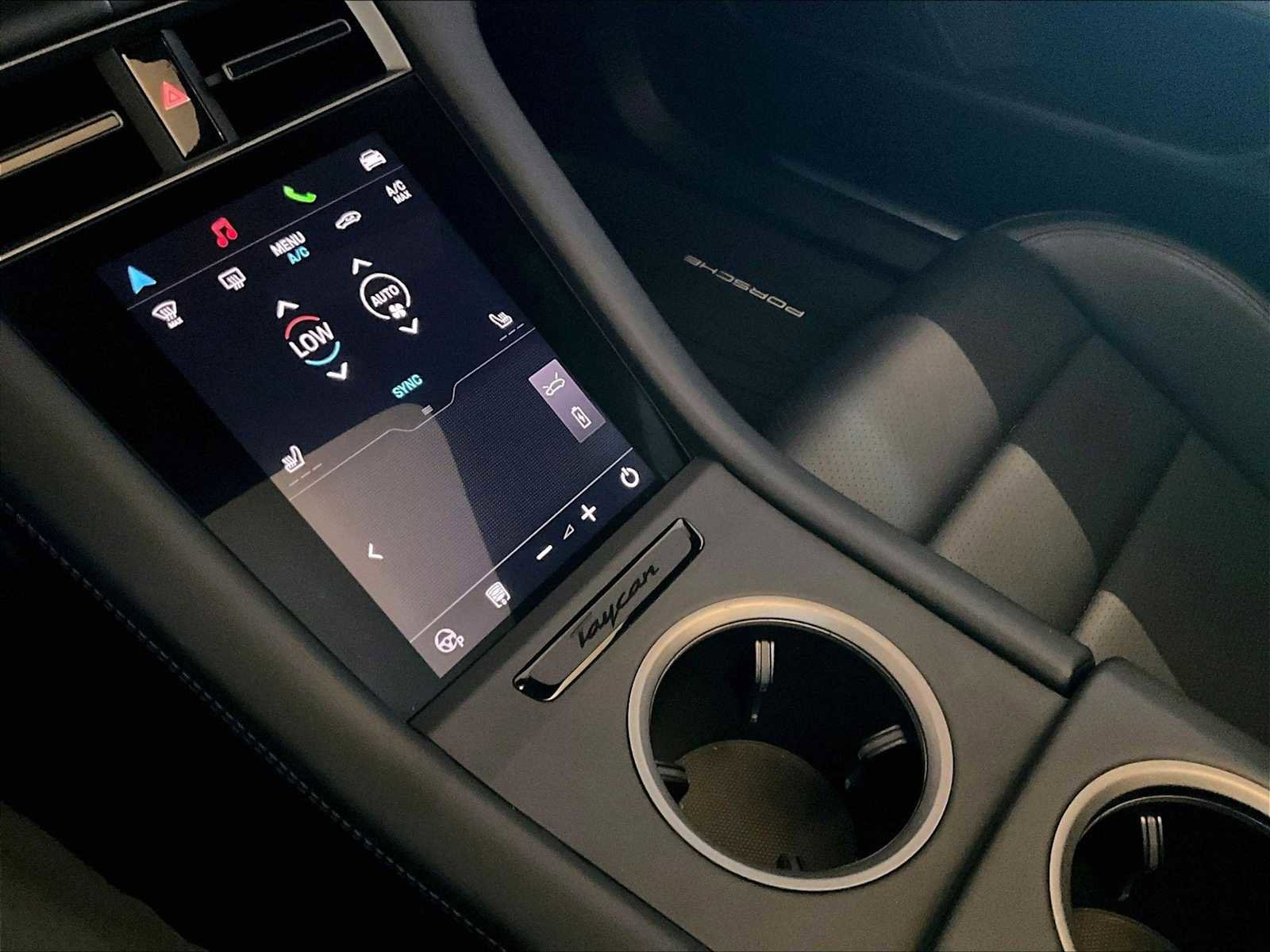 Used 2025 Porsche Taycan image 20