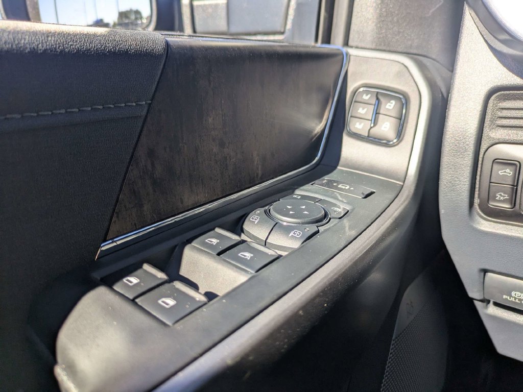 New 2027 Ford F350 Lariat w/ Lariat Ultimate Package AWD/4WD image 29