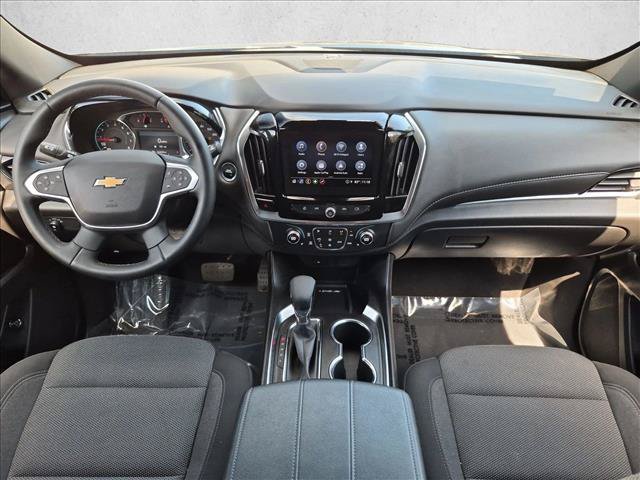 Used 2023 Chevrolet Traverse LT FWD image 17