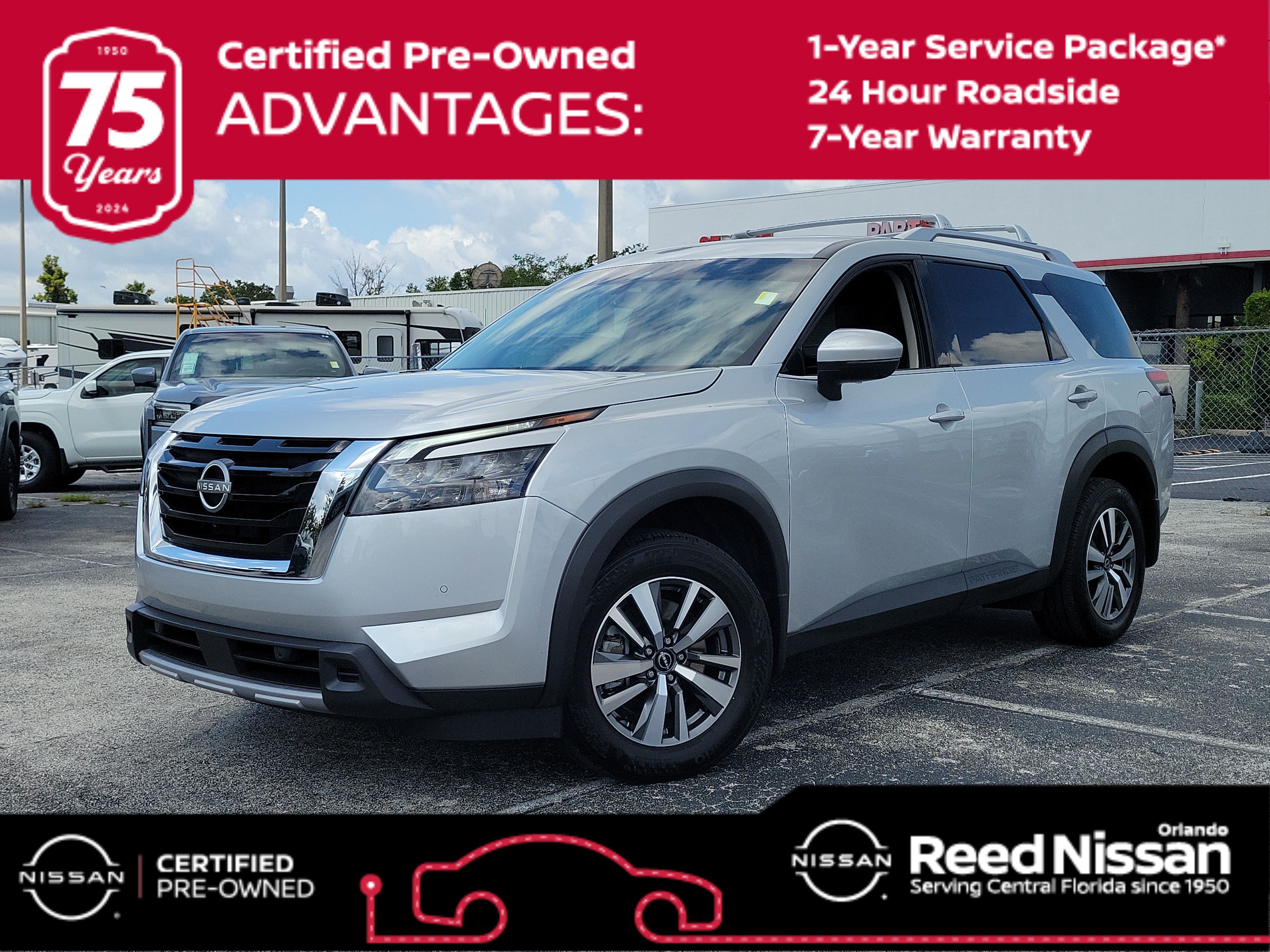 Certified 2025 Nissan Pathfinder SL AWD/4WD image 1
