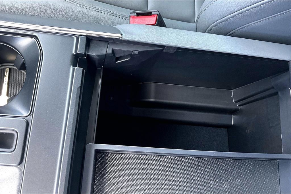 New 2025 Ford F150 Lightning Flash image 17