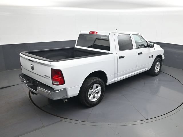 Used 2022 RAM 1500 Classic SLT w/ Electronics Group AWD/4WD image 17