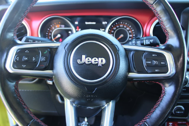 Used 2023 Jeep Wrangler Unlimited Rubicon w/ LED Lighting Group AWD/4WD image 17