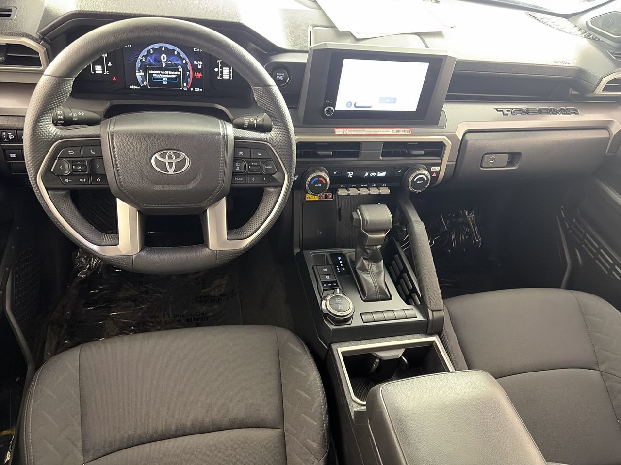 Used 2025 Toyota Tacoma SR5 AWD/4WD image 20