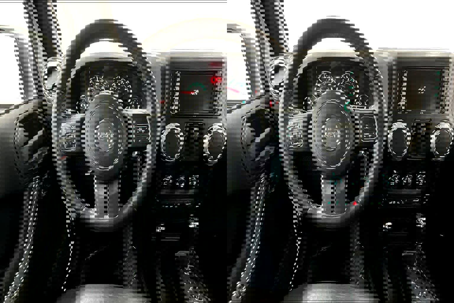 Used 2017 Jeep Wrangler Sahara w/ Connectivity Group image 6