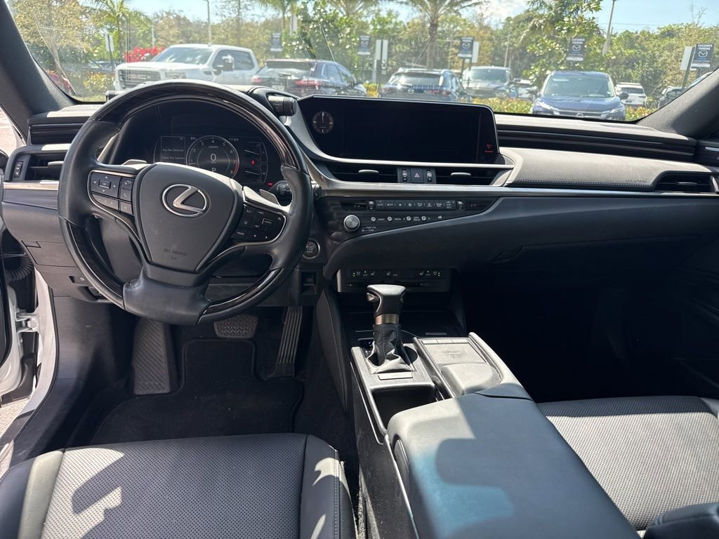 Used 2021 Lexus ES 350 w/ Premium Package image 16