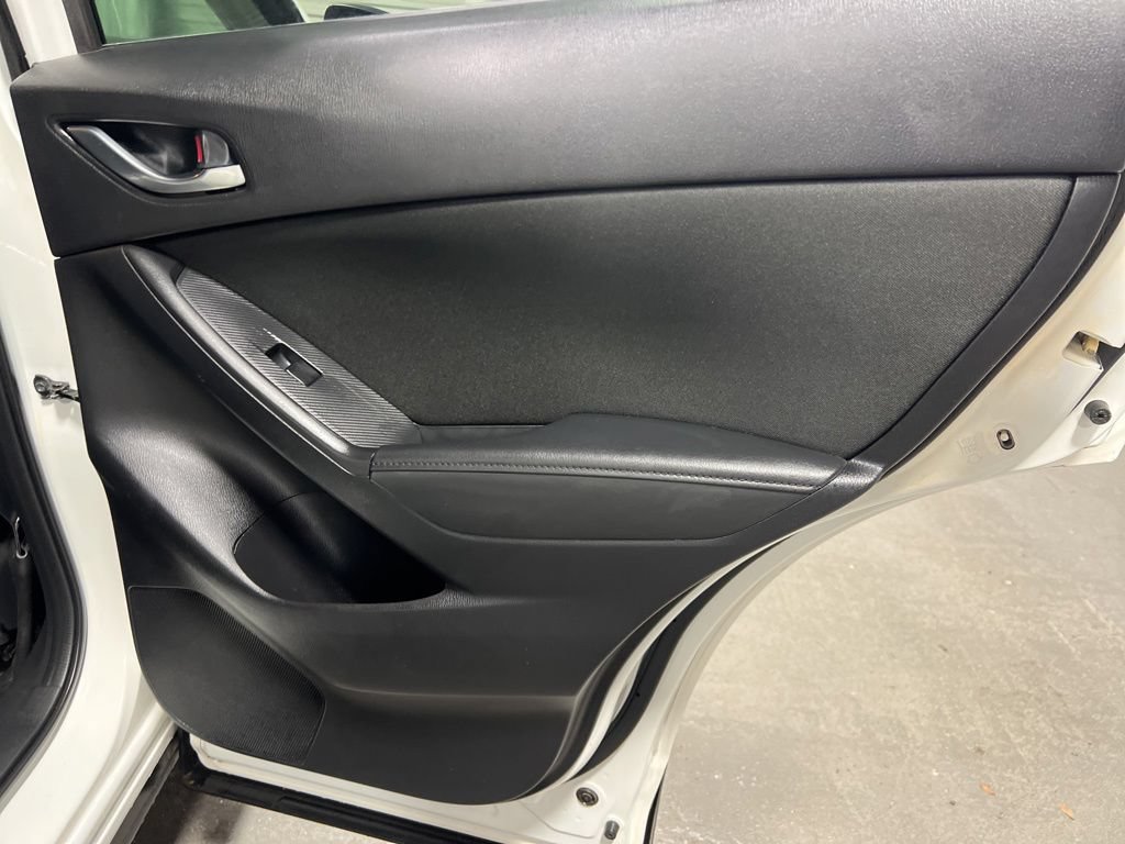 Used 2016 MAZDA CX-5 Touring FWD image 11