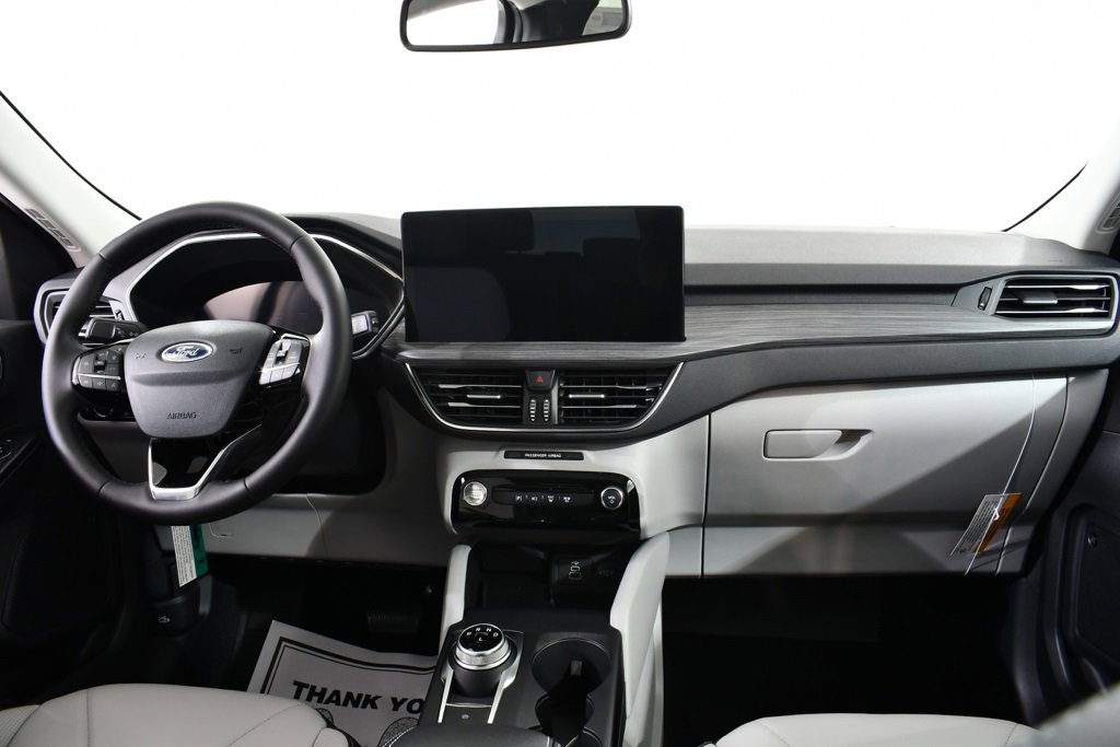 New 2025 Ford Escape SE w/ PHEV Premium Package image 7