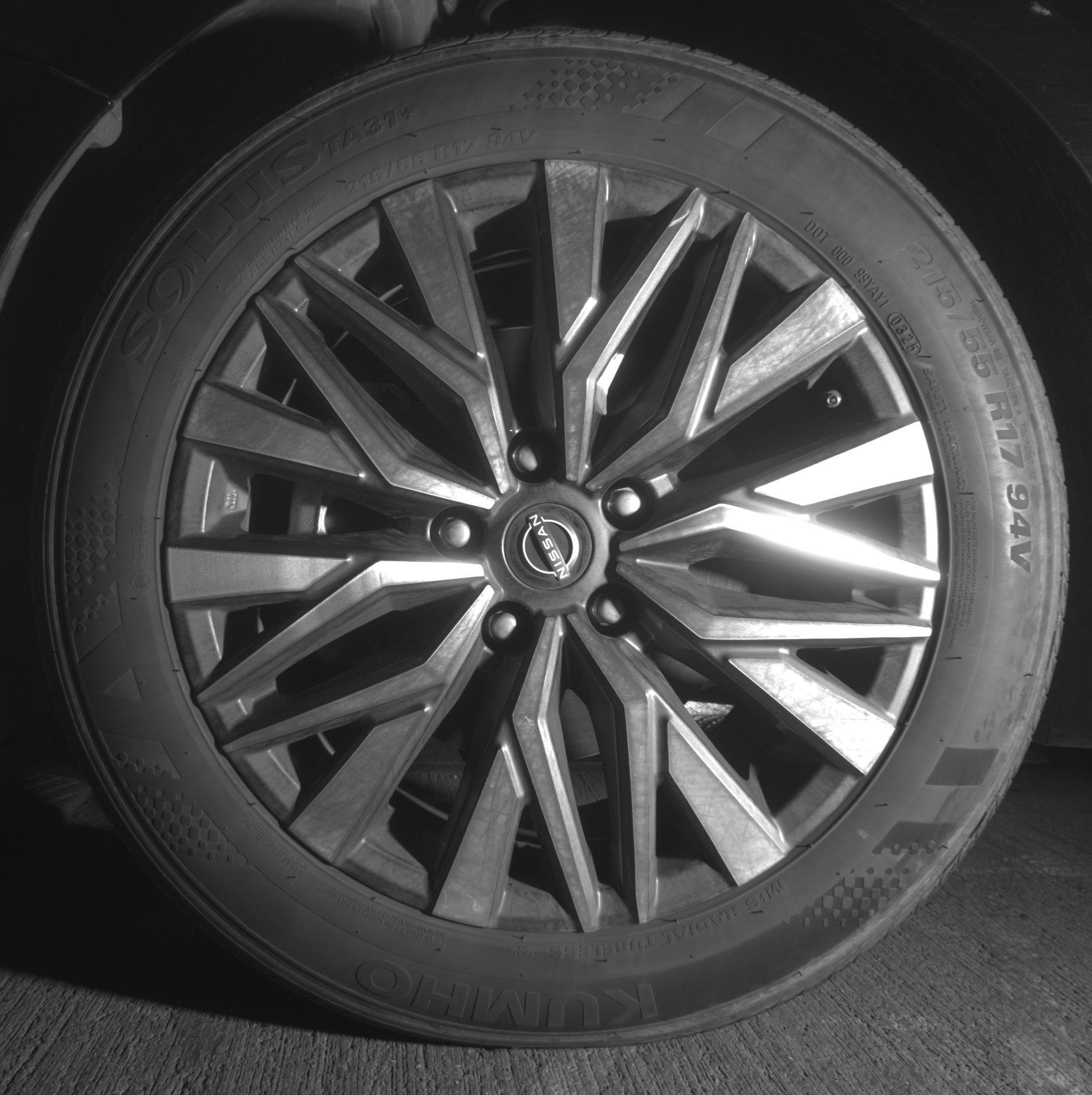 Used 2025 Nissan Altima 2.5 SV FWD image 12