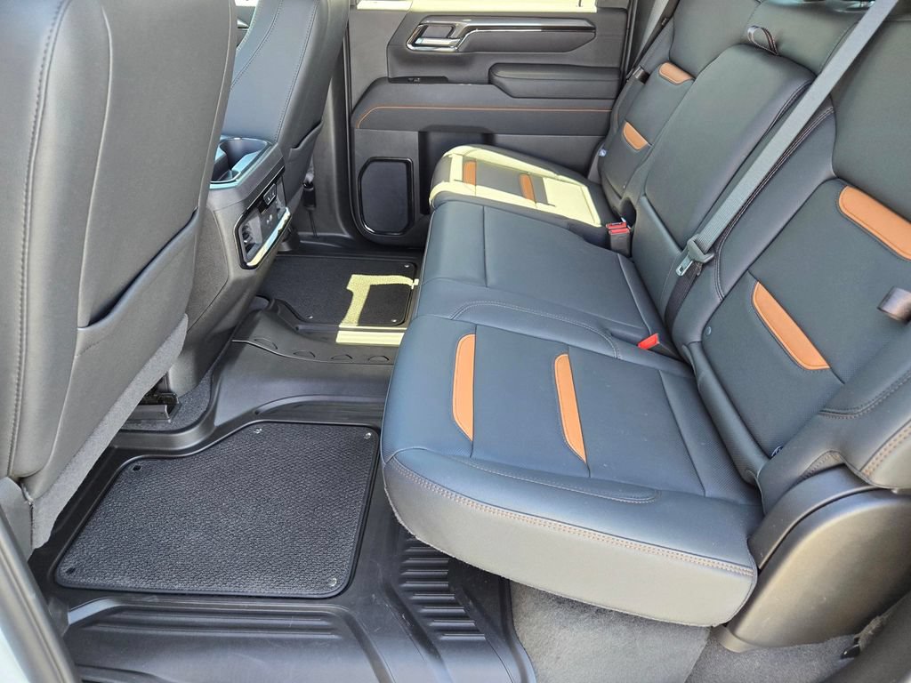 Used 2026 GMC Sierra 2500 AT4 AWD/4WD image 10