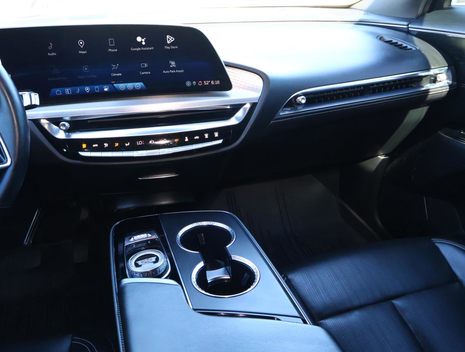 Certified 2024 Cadillac Lyriq Sport w/ LPO, Floor Liner Package image 17