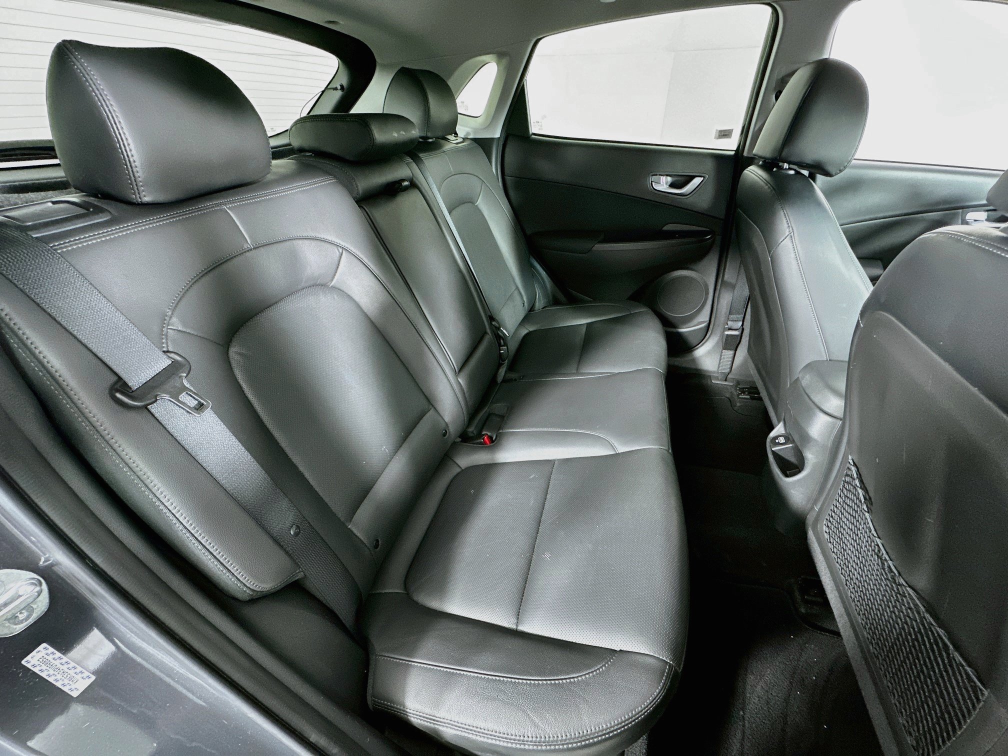 Used 2023 Hyundai Kona Limited FWD image 28