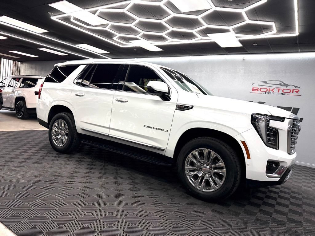 Used 2025 GMC Yukon Denali AWD/4WD image 2