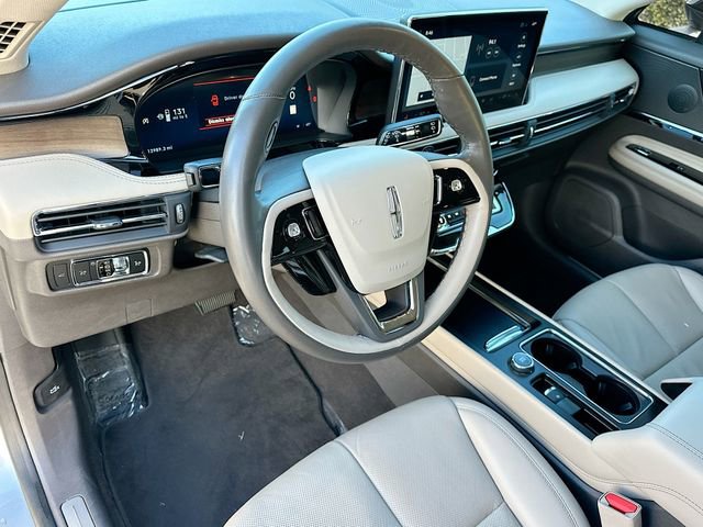 Used 2024 Lincoln Corsair Reserve AWD/4WD image 9