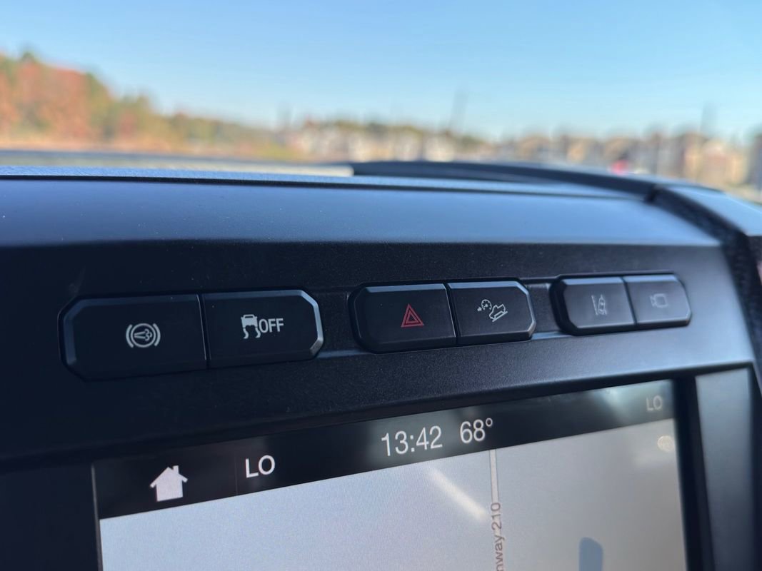 Used 2017 Ford F250 Lariat w/ Lariat Ultimate Package image 34