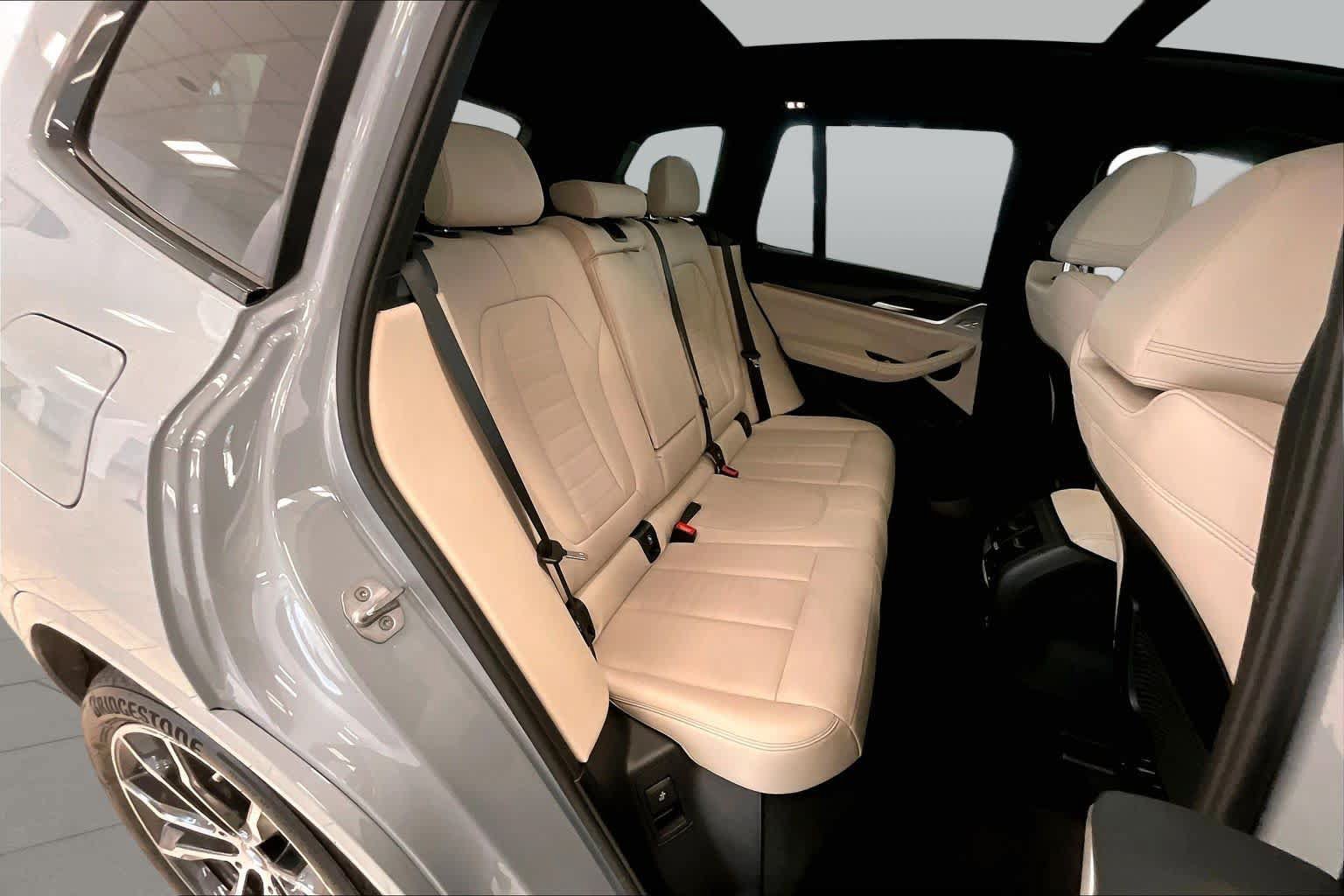 Used 2024 BMW X3 sDrive30i w/ Premium Package RWD image 19