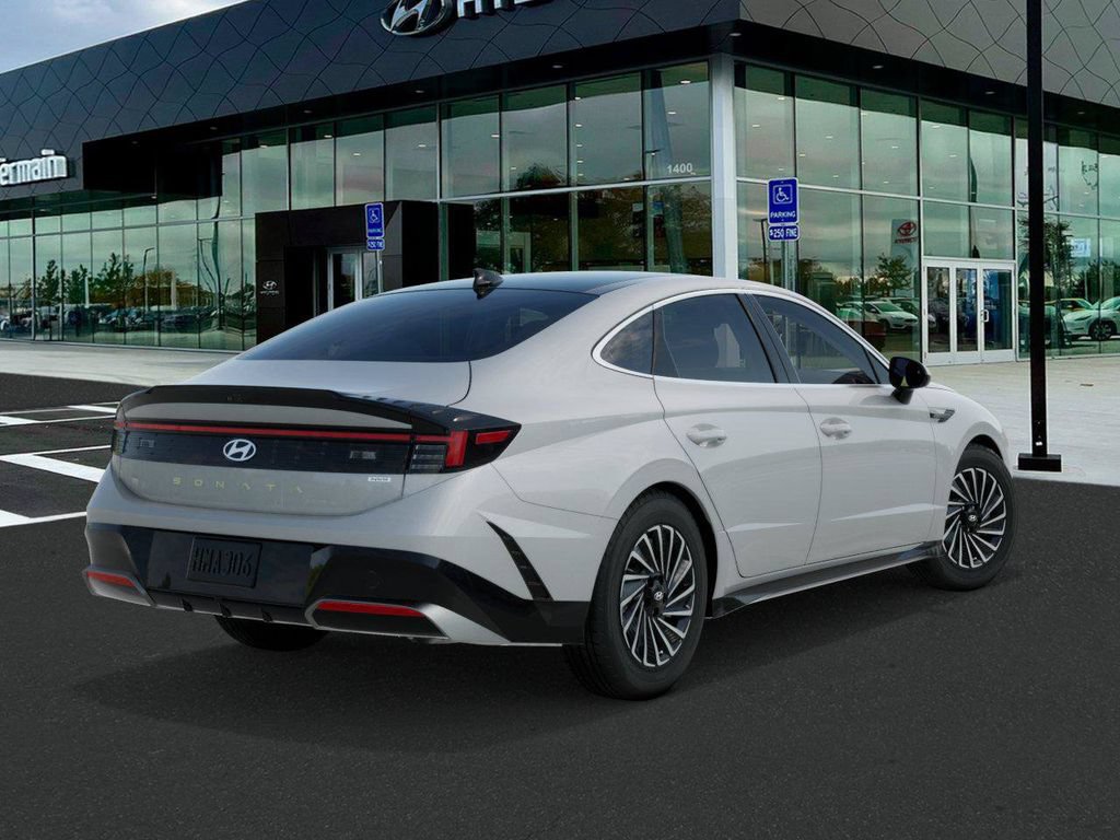 New 2026 Hyundai Sonata SEL FWD image 4